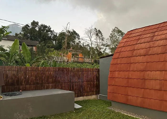 ロッジ Stala Eco-cottage Besakih