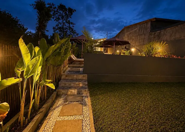 Stala Eco-cottage ロッジ Besakih